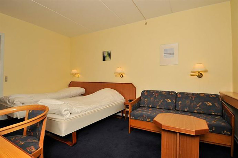 Hotel Lynggaarden 헤르닝 외부 사진