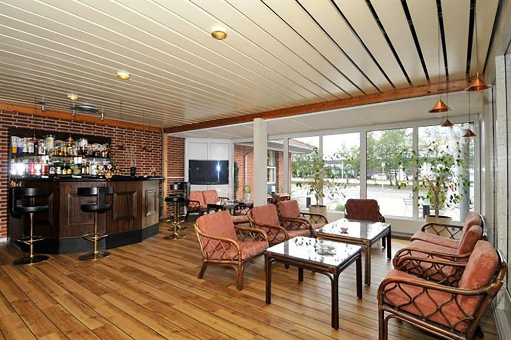 Hotel Lynggaarden 헤르닝 외부 사진