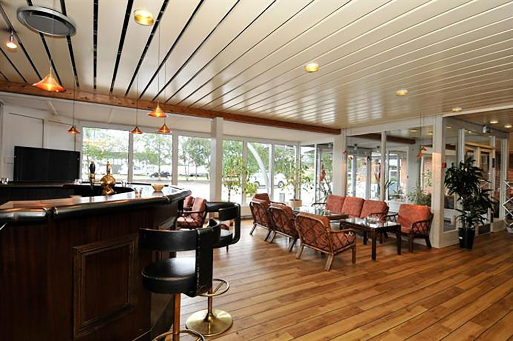 Hotel Lynggaarden 헤르닝 외부 사진